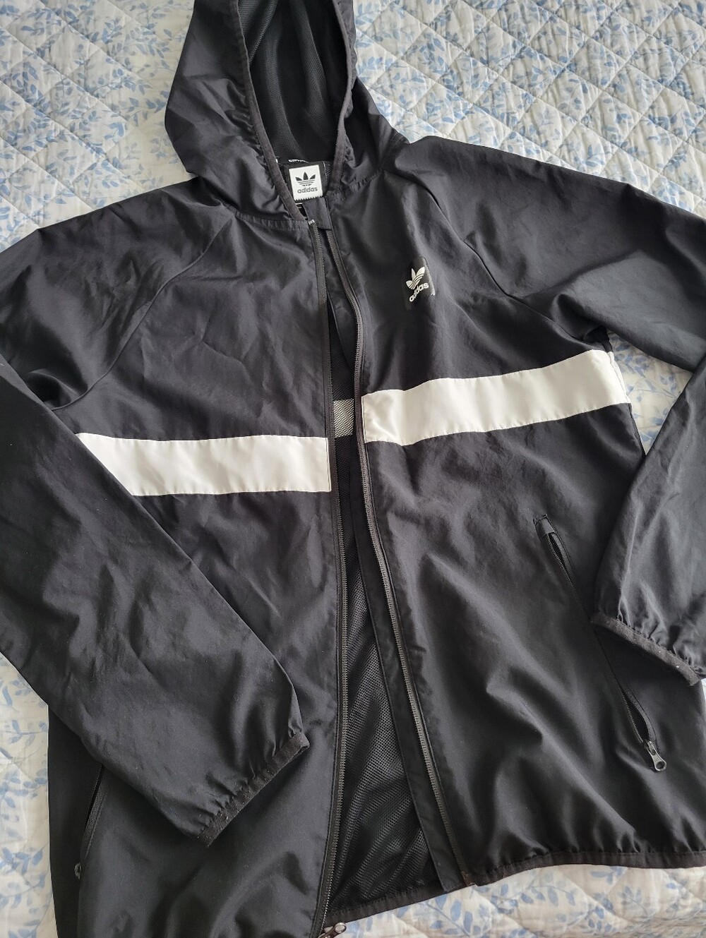 Women's Adidas windbreaker